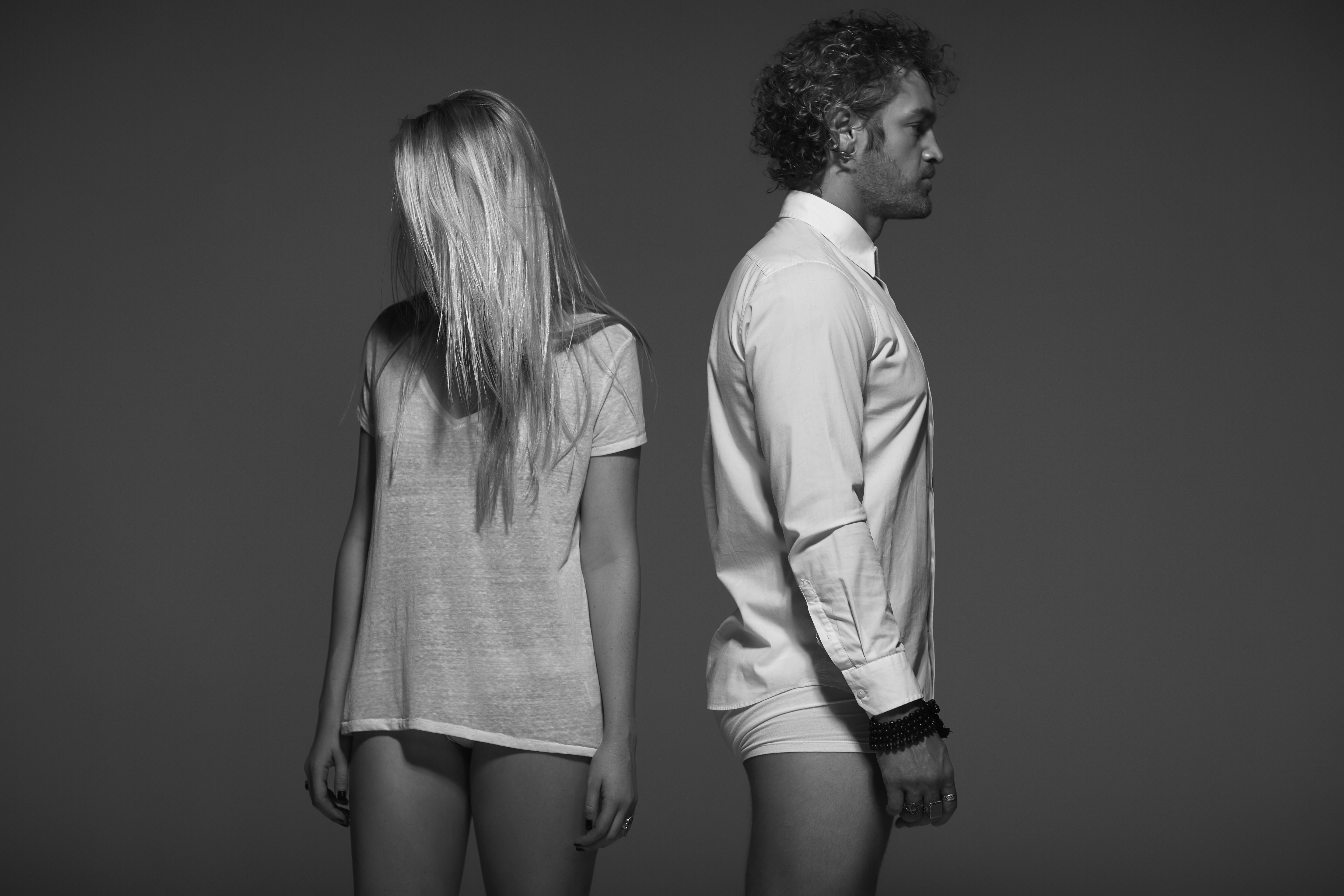 Listen: The Rigs – Fall Or Fly