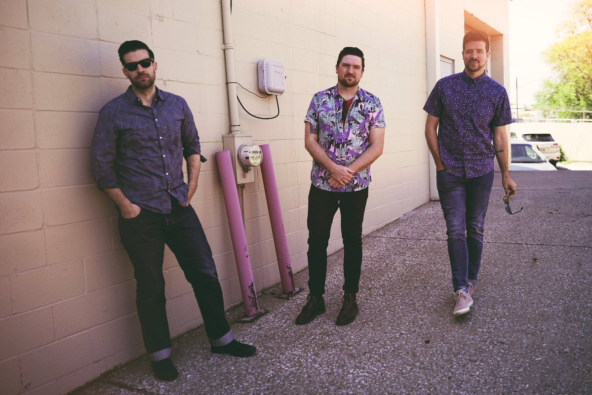 Watch: Daniel Ellsworth + The Great Lakes – Headfirst (It’s All Happening)