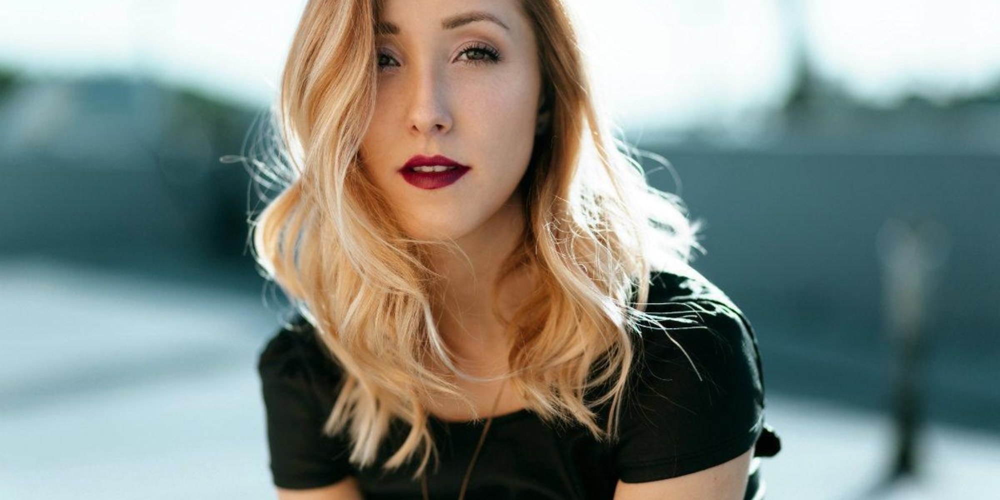 Listen: ANNALIA – Whatever Forever