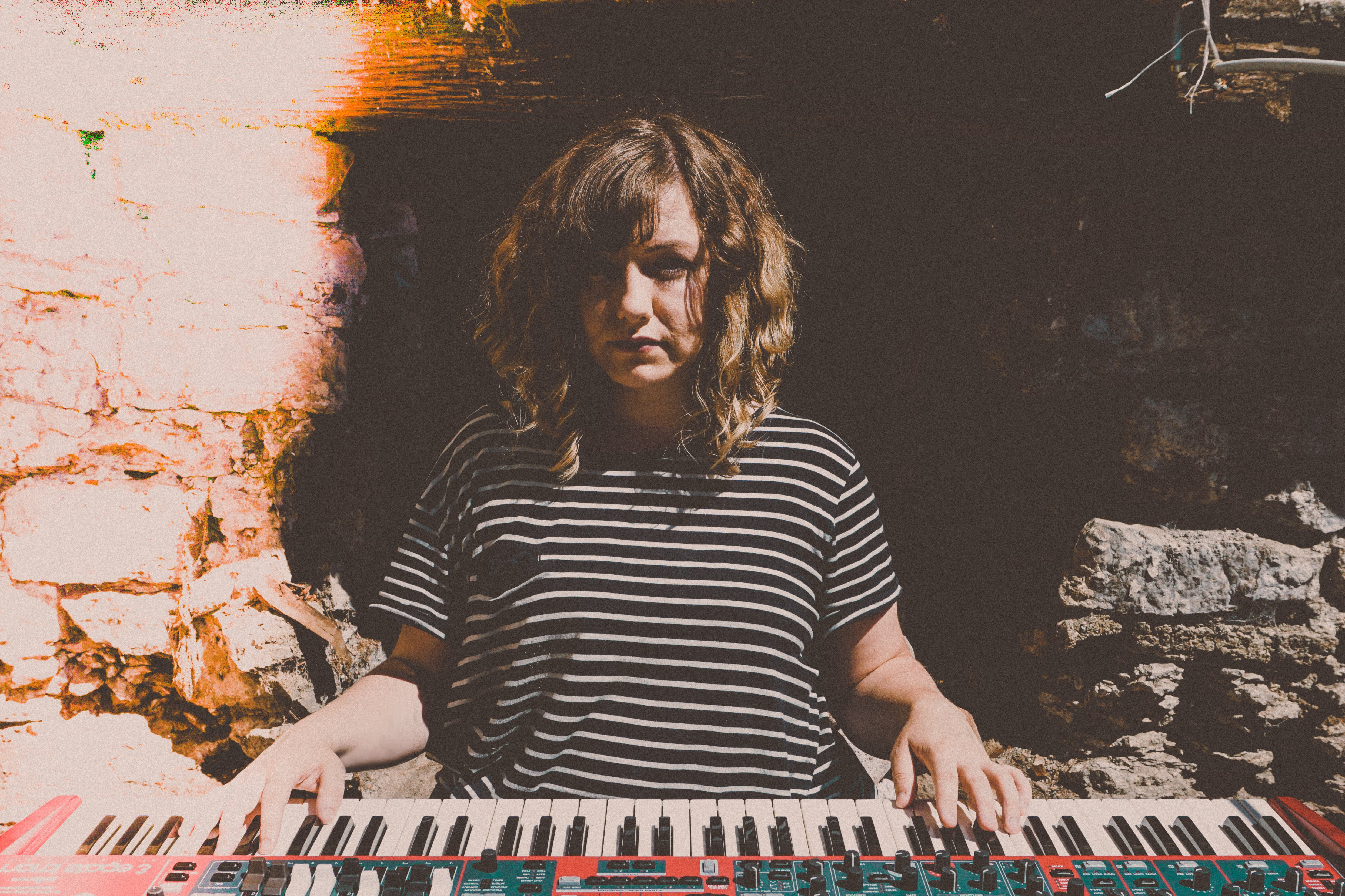 Listen: Pallas Athene – The Wall