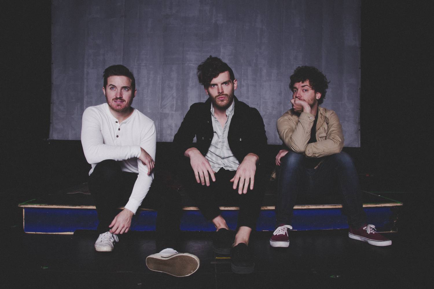 Listen: James Blonde – Hundred Bucks
