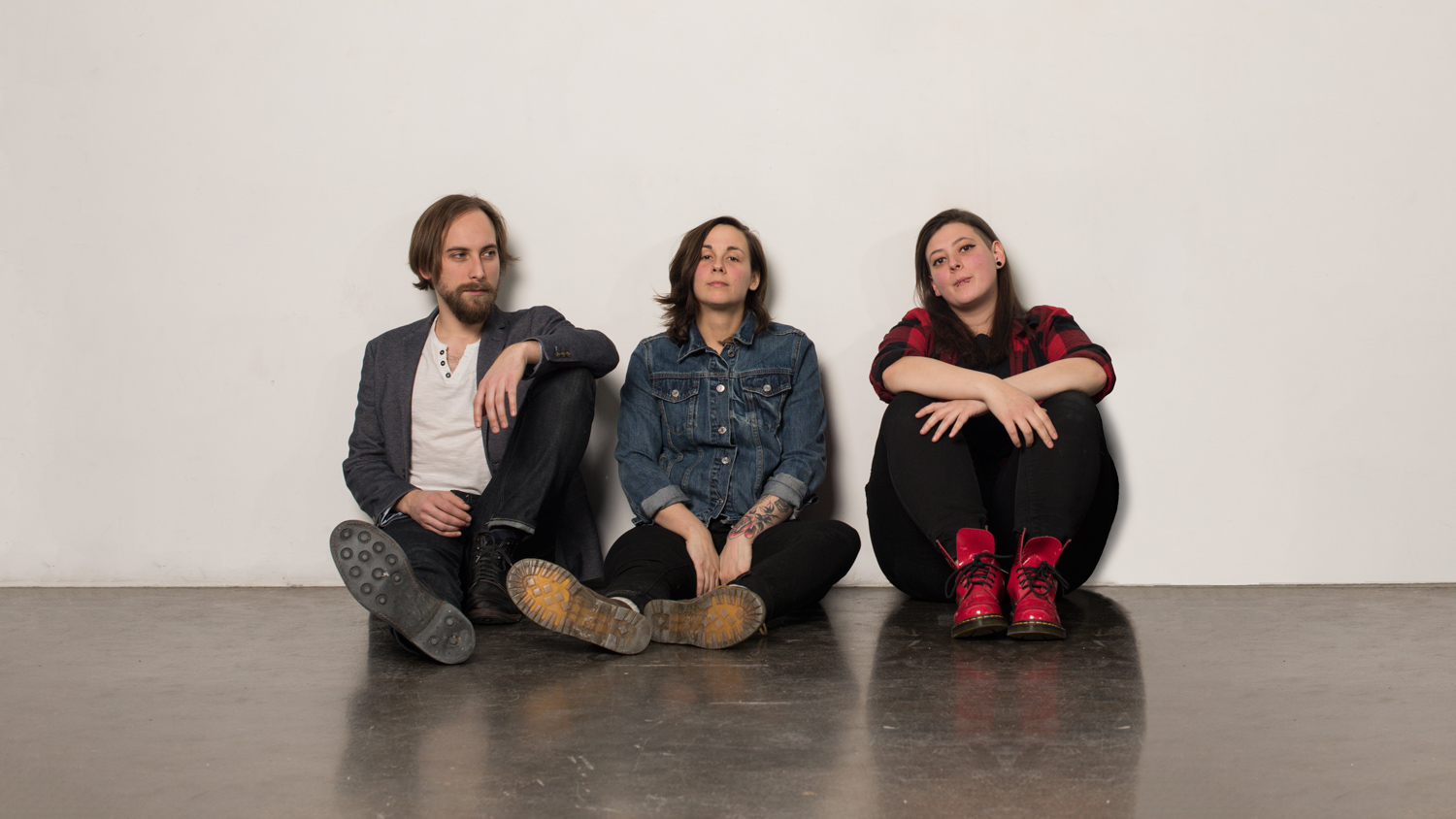Listen: Low Life Lolas – Grime