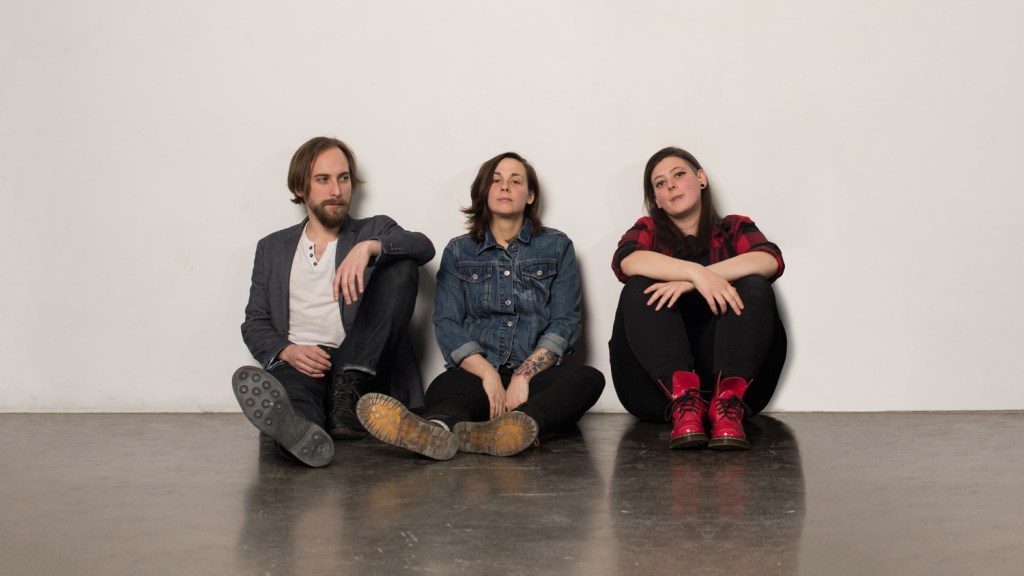 Listen: Low Life Lolas –&nbsp;Grime