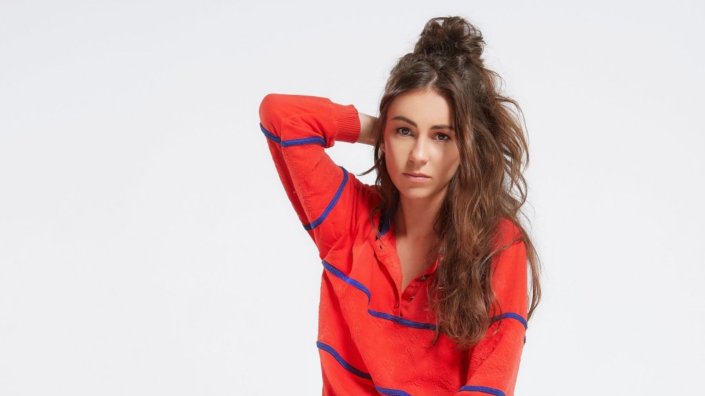 Watch: Amy Shark – Only Wanna Be With&nbsp;You