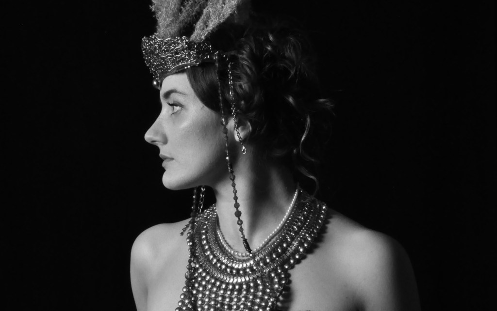 Watch: Ebony Buckle – Disco&nbsp;Lasers