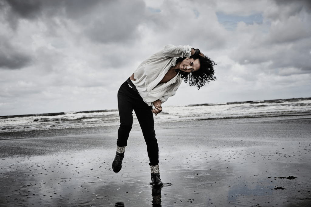 Listen: Ilja Alexander –&nbsp;Someday