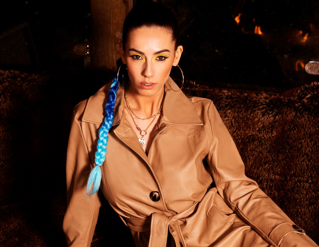 Watch: Lexie –&nbsp;Fire