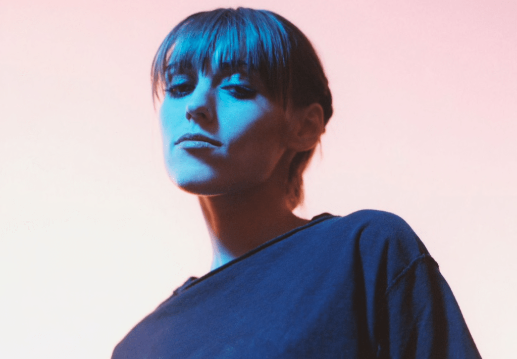 Watch: Sasha Sloan – House With No&nbsp;Mirrors