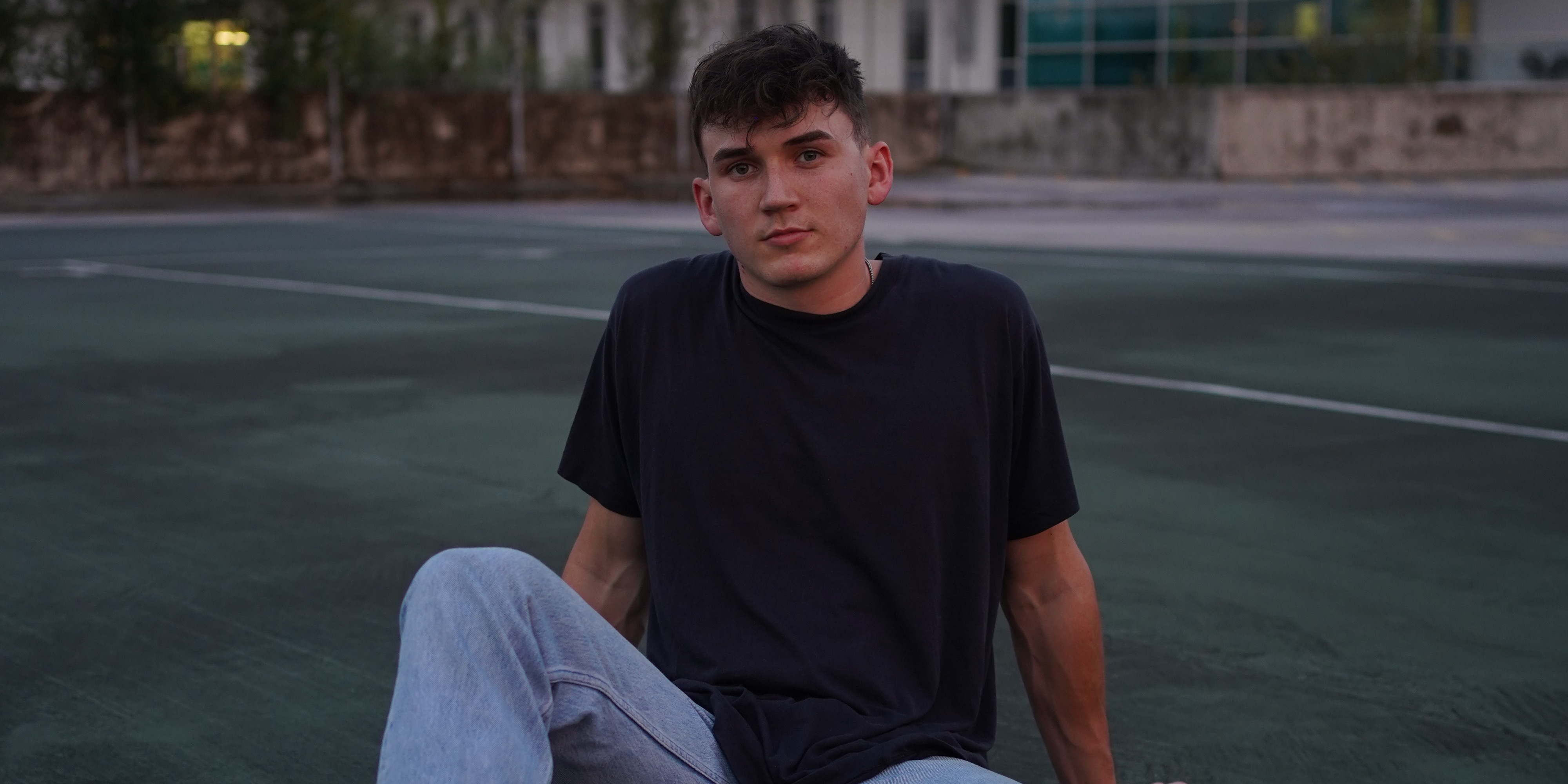 Watch: Zachary Knowles – Slow Summer