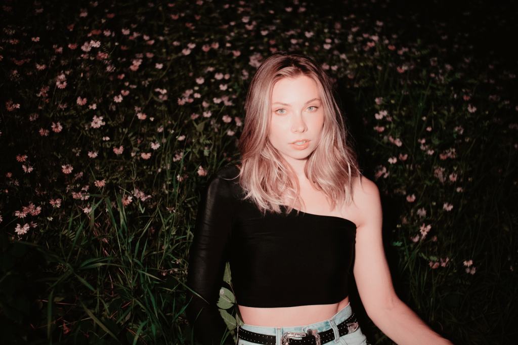 Listen: Laur Elle – All That We&nbsp;Didn’t