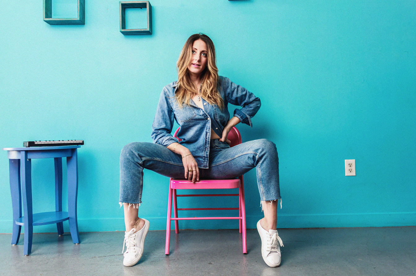 Watch: Rebecca Perl – Blame You