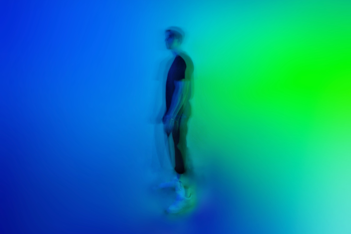 Listen: Moe Chaieb – Fly Off (Featuring Claire Ridgely)