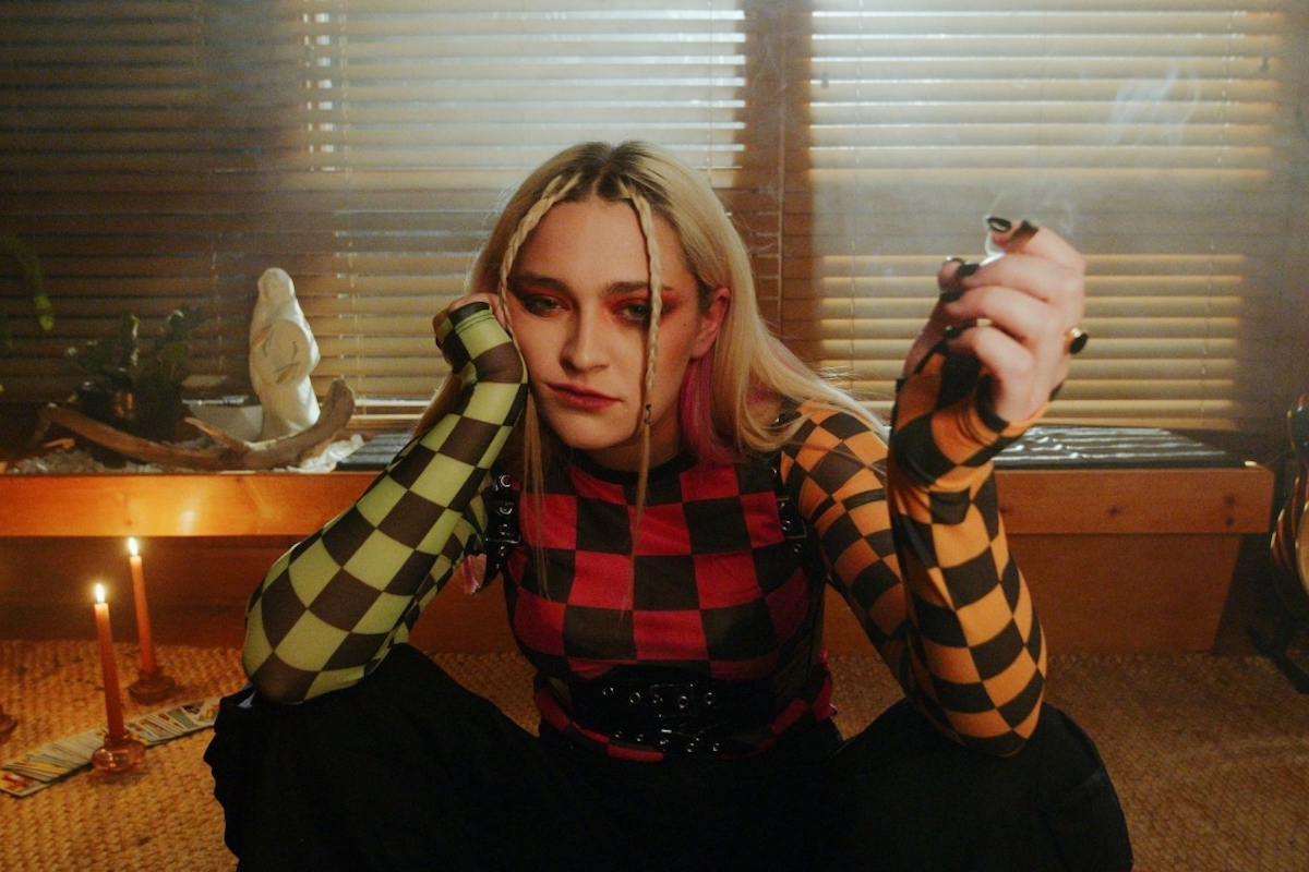 Watch: Charli Adams – Get High With My Friends (Lyric Video)