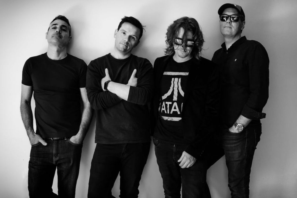 Watch: MAKO DC –&nbsp;Adore