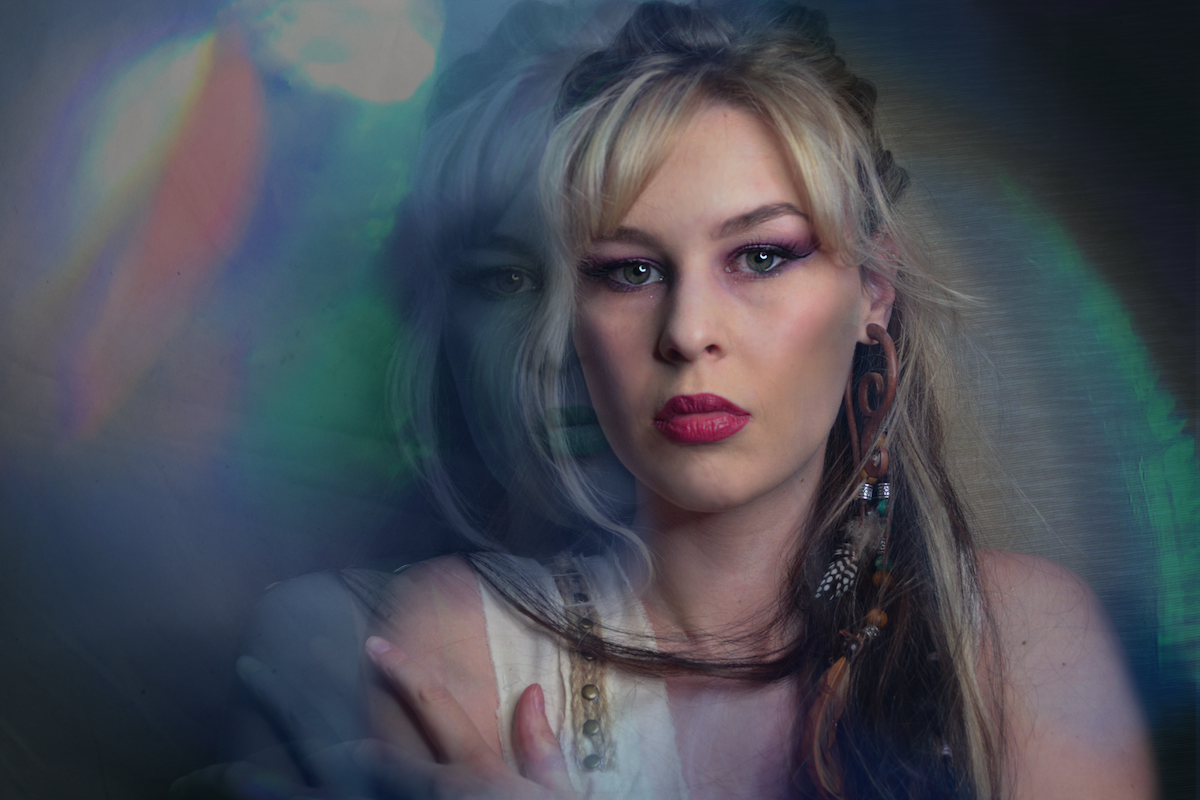 Watch: Robin Cisek – Speak To Me (Lyric Video)