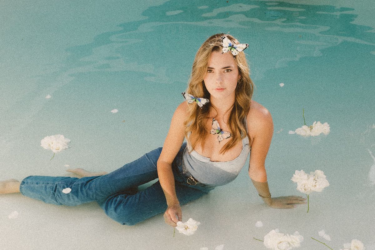 Listen: Siena Bjørn – Indigo