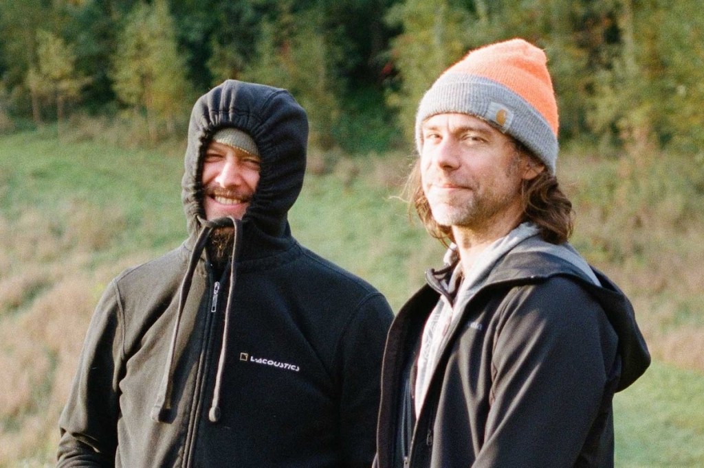 Watch: Big Red Machine – Renegade (Featuring Taylor&nbsp;Swift)