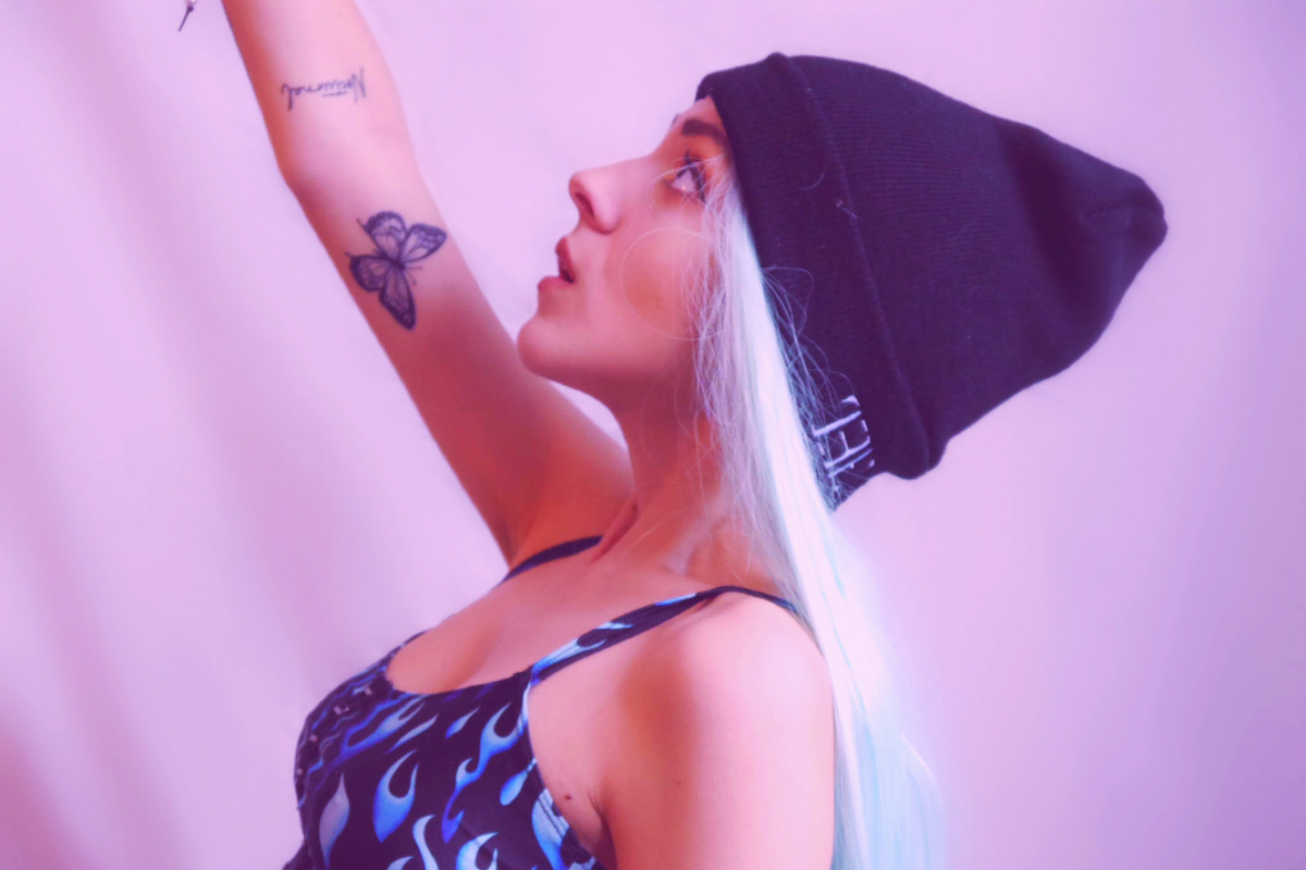 Listen: Michy Tree – The Wire