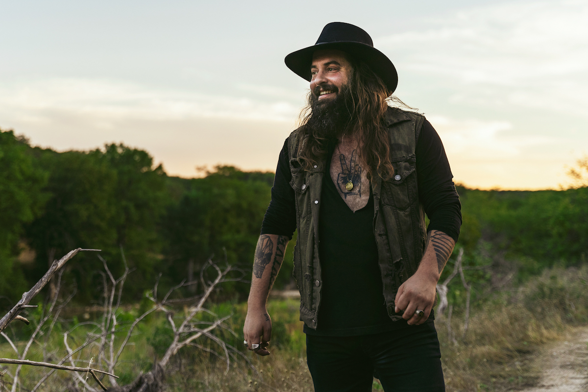 Watch: Strand of Oaks – Horses At Night (Visualiser)