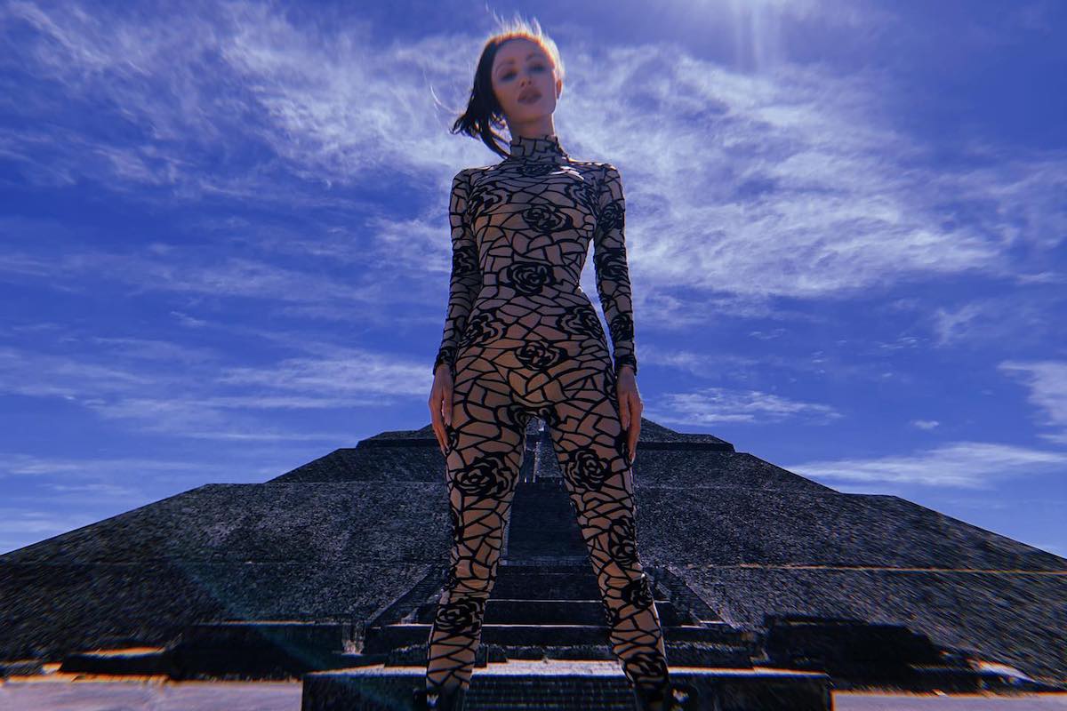 Watch: XHOANA X – The Villain