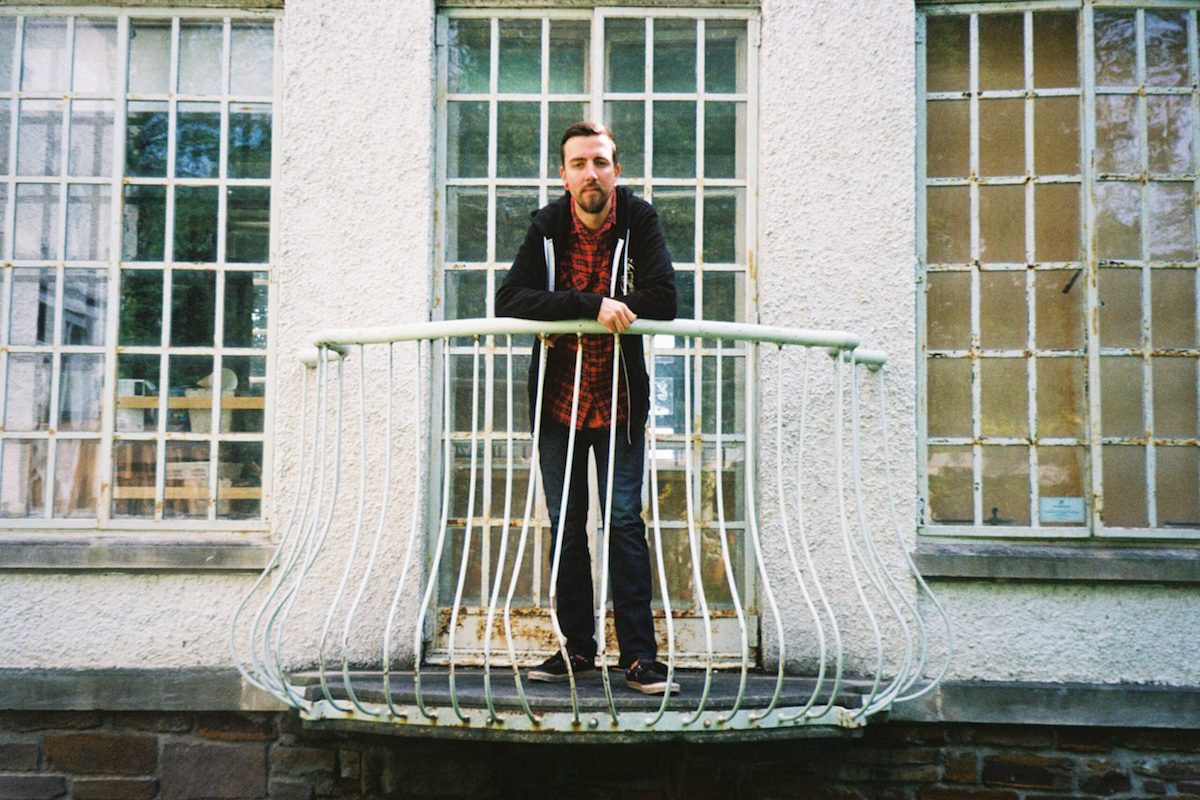 Listen: Taylor Simpson – Drifting
