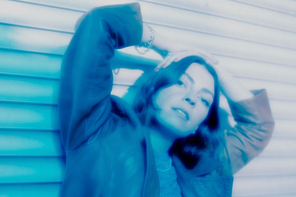 Anna Shoemaker – Back&nbsp;Again