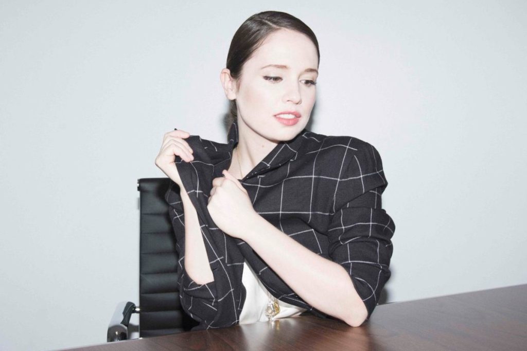 Listen: Mr Little Jeans – Lazy&nbsp;Love