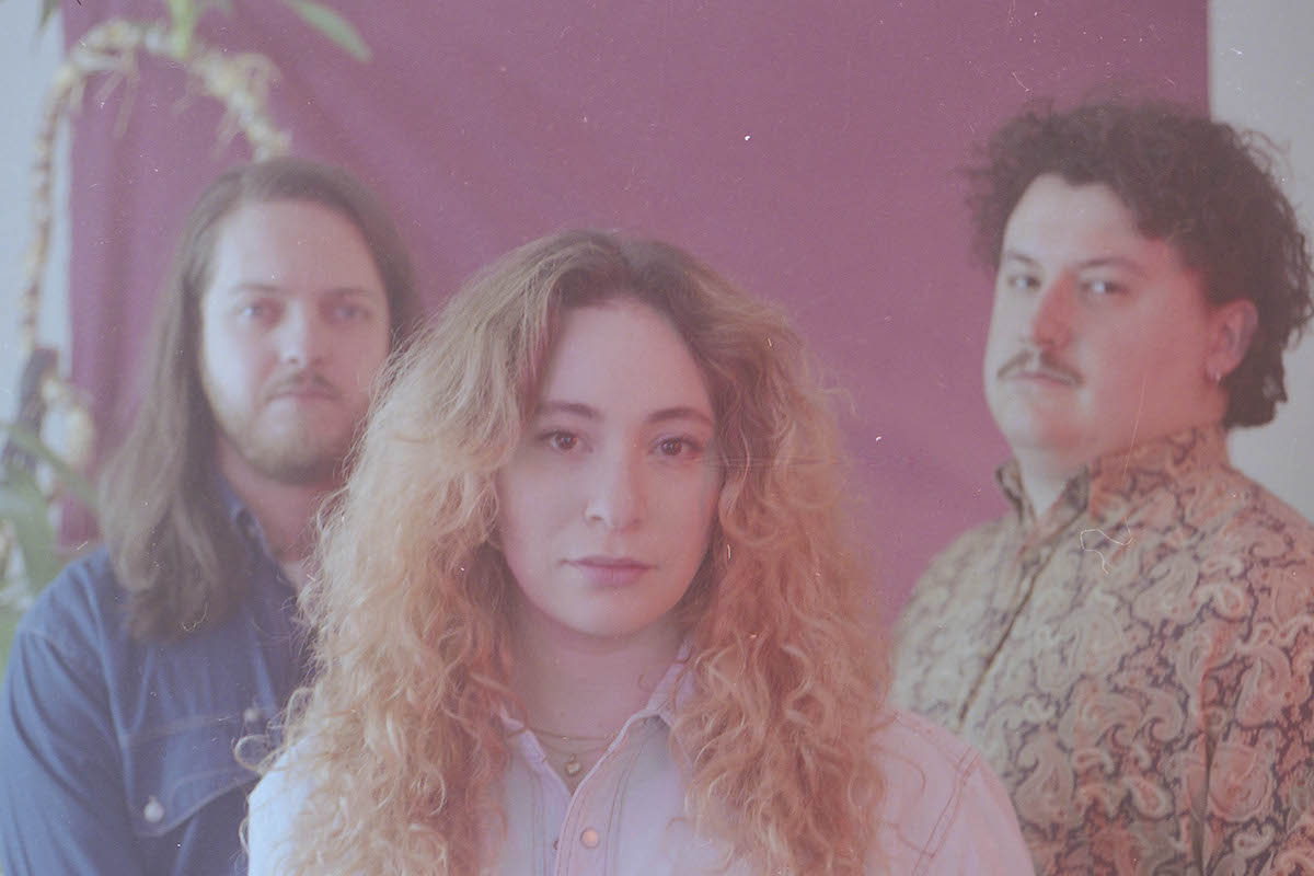Watch: Tallies – Hearts Underground