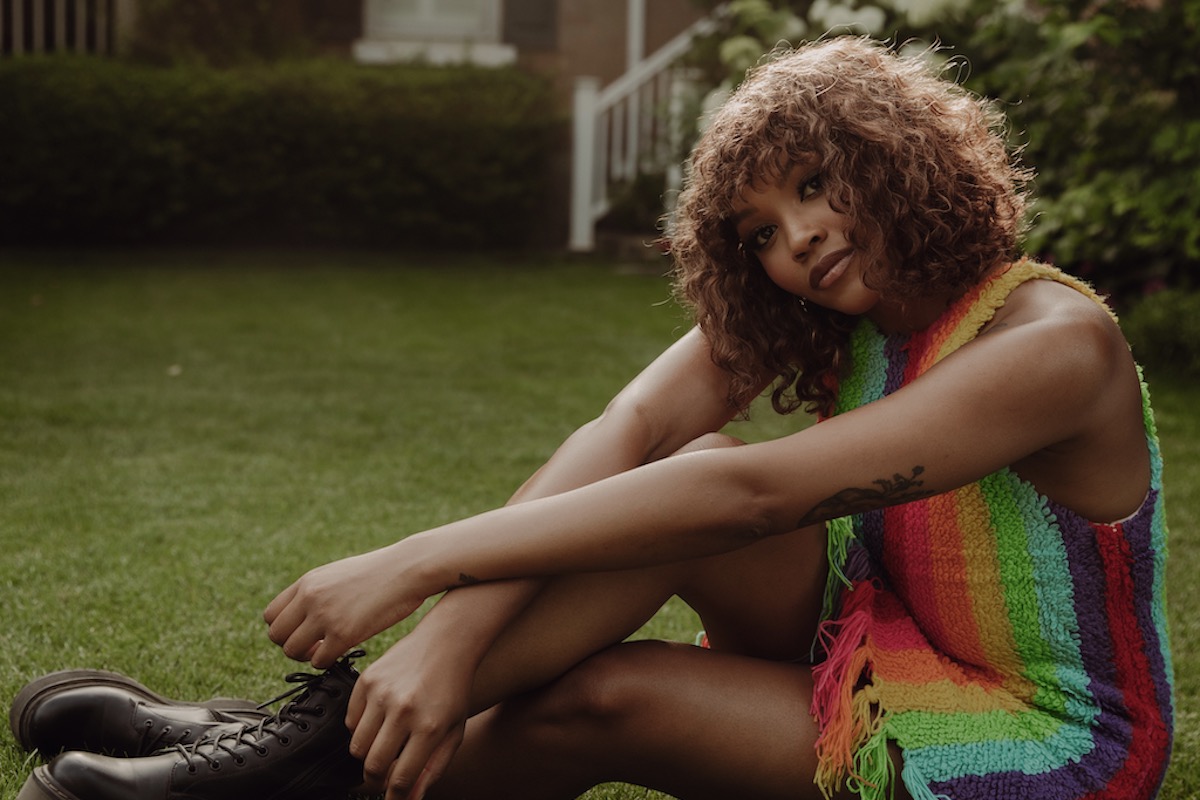 Listen: Tessa Kaye – Sunshine & Rainbows