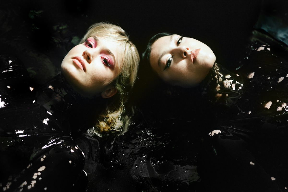 Watch: Mayfly – Black Water
