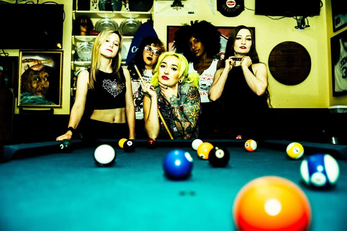 Listen: Vixen77 – Royalty
