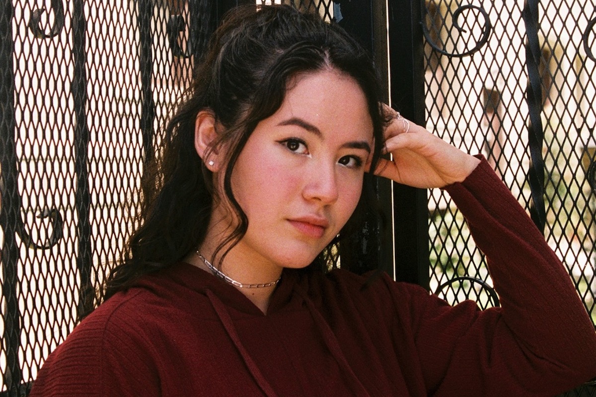 Listen: Emei – Trust Issues