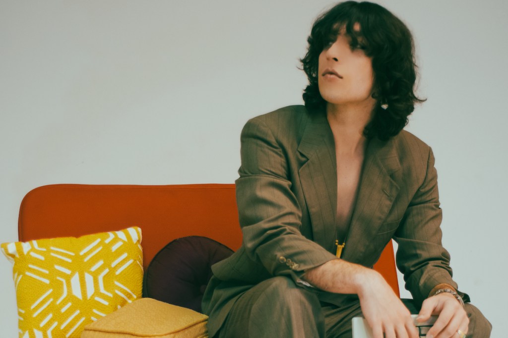 Watch: Dylan Dunn – Seasick On The&nbsp;Ground