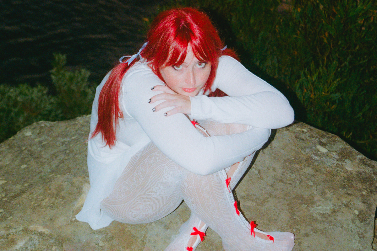 Watch: Holliday Howe – Never Meant