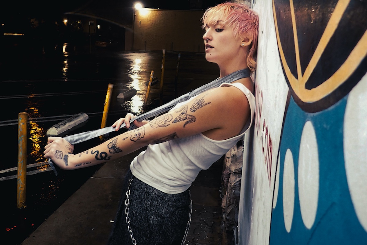 Watch: Jules Paymer – Mommy Issues