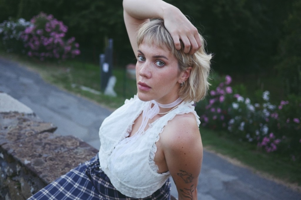 Bess Atwell – Fan&nbsp;Favourite