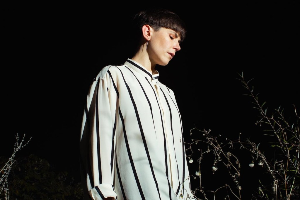 Bobbi – Lie To&nbsp;Me