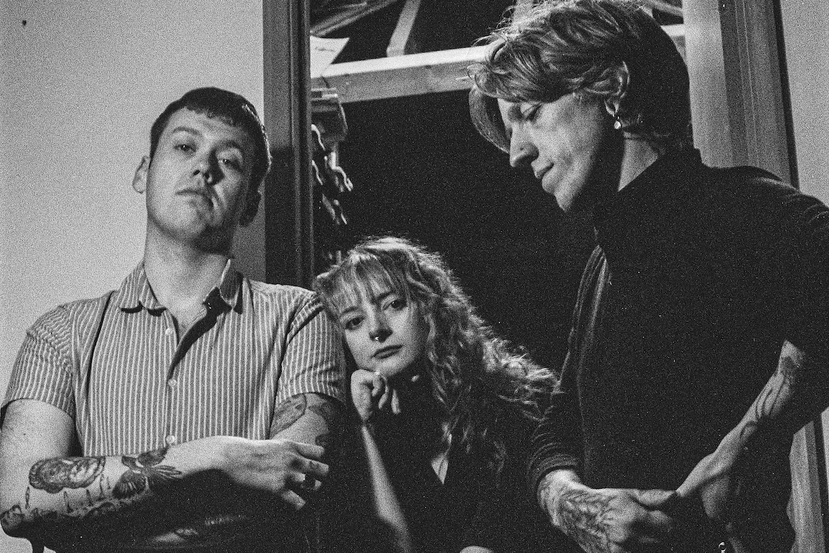Gaffa Tape Sandy – Dead To Me