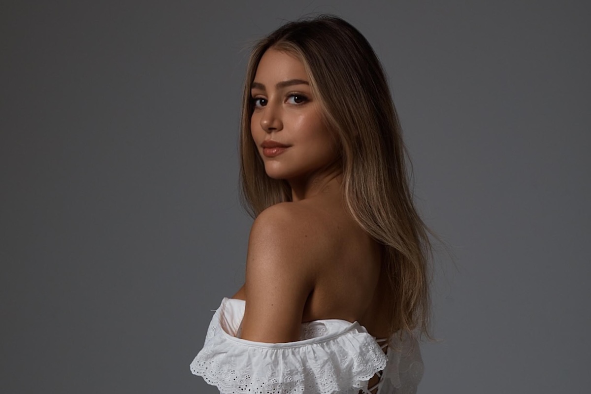 Ana Sky – King Of Hearts