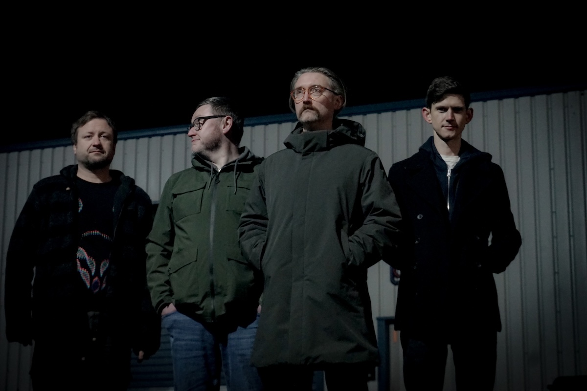 Verse Metrics – Sea Fairies (We’re Not Alone In This Lake)