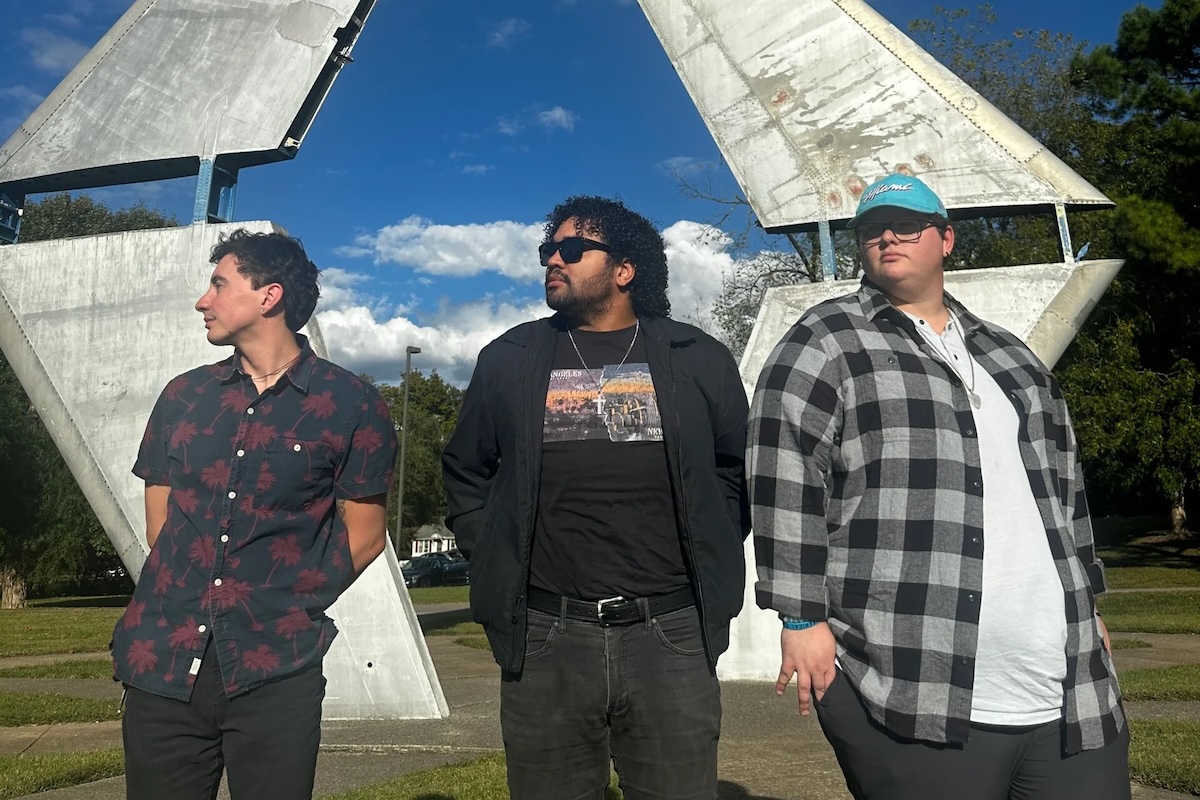 XO Soundtrack – Talk About Me